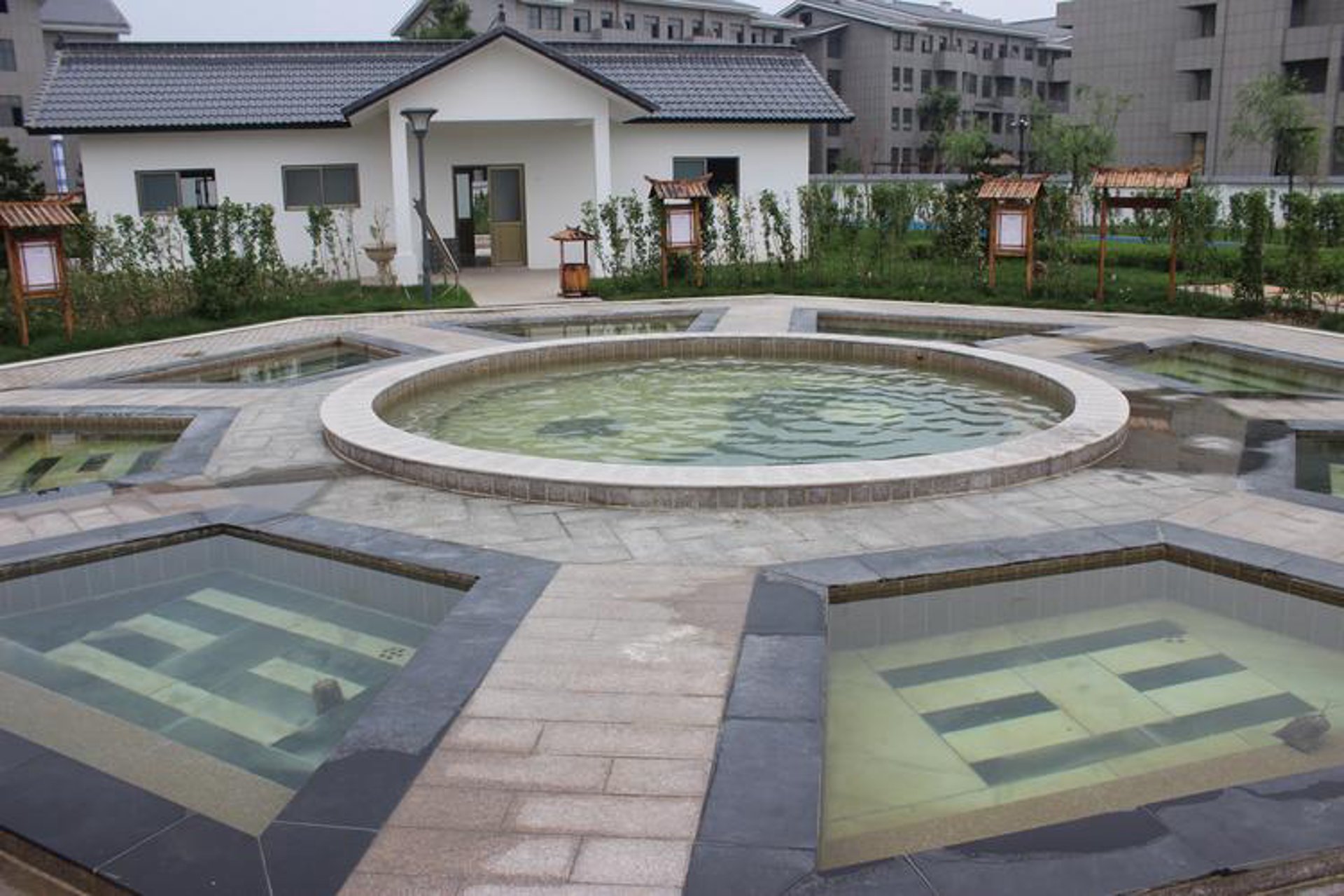 天沐温泉旅游